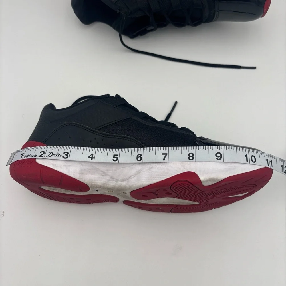 Jordan Black‎ and Red Athletic Shoes
